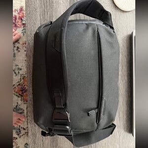 Peak Design Everyday Sling 6L